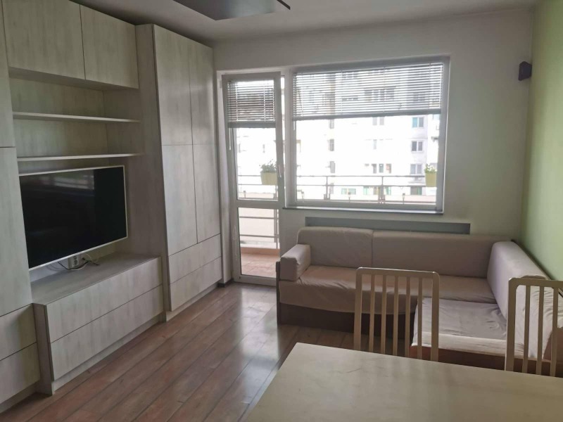 Zu vermieten  1 Schlafzimmer Sofia , Ljulin 10 , 54 qm | 78464468