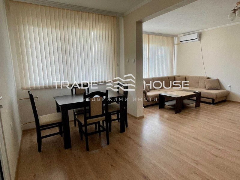 A louer  2 chambres Plovdiv , Maracha , 98 m² | 31894304