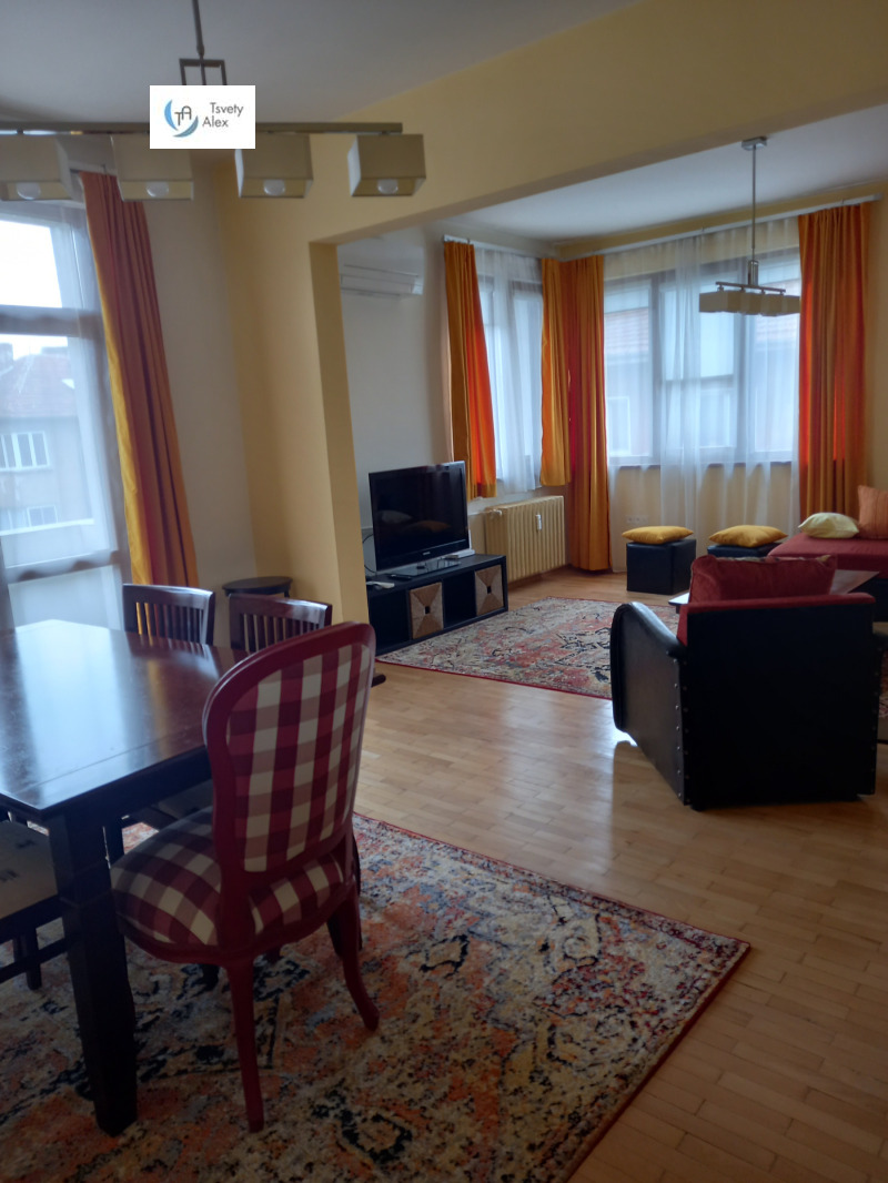 Til leie  2 soverom Sofia , Tsentar , 89 kvm | 99774946