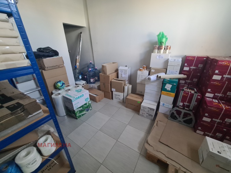 En renta  Almacenamiento Plovdiv , Industrialna zona - Sever , 70 metros cuadrados | 53847941 - imagen [2]