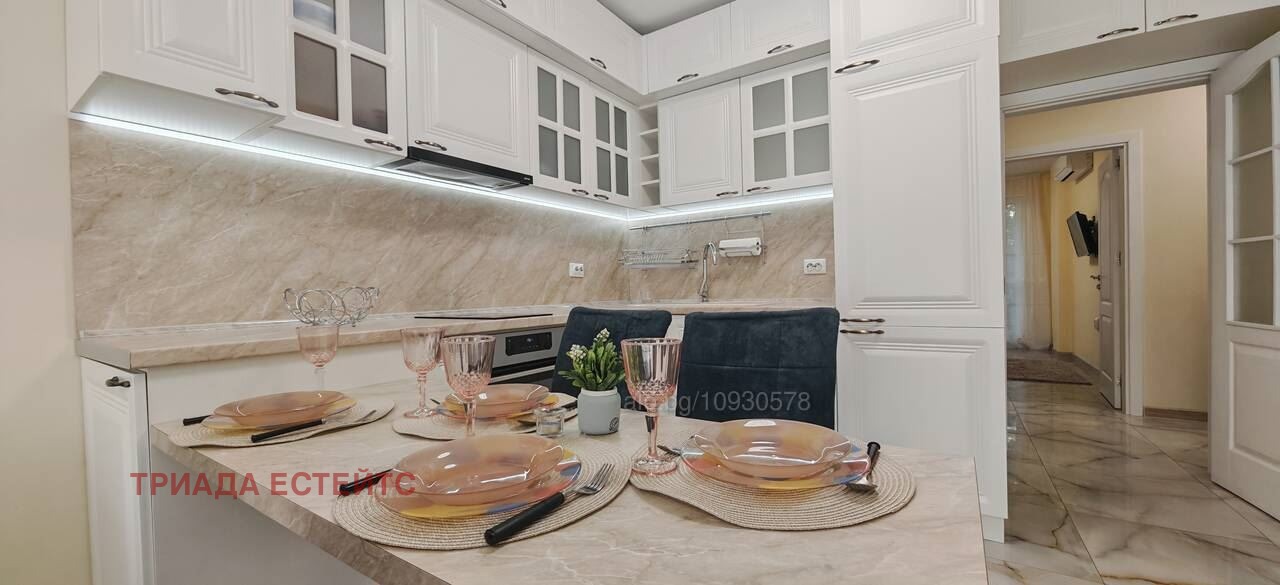 Дава под наем 3-СТАЕН, гр. Бургас, Братя Миладинови, снимка 3 - Апартаменти - 53718292