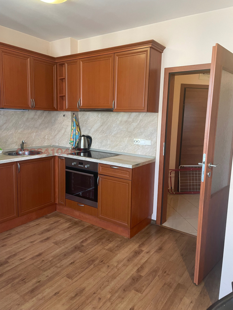 Дава под наем 3-СТАЕН, гр. София, Карпузица, снимка 4 - Апартаменти - 52858560