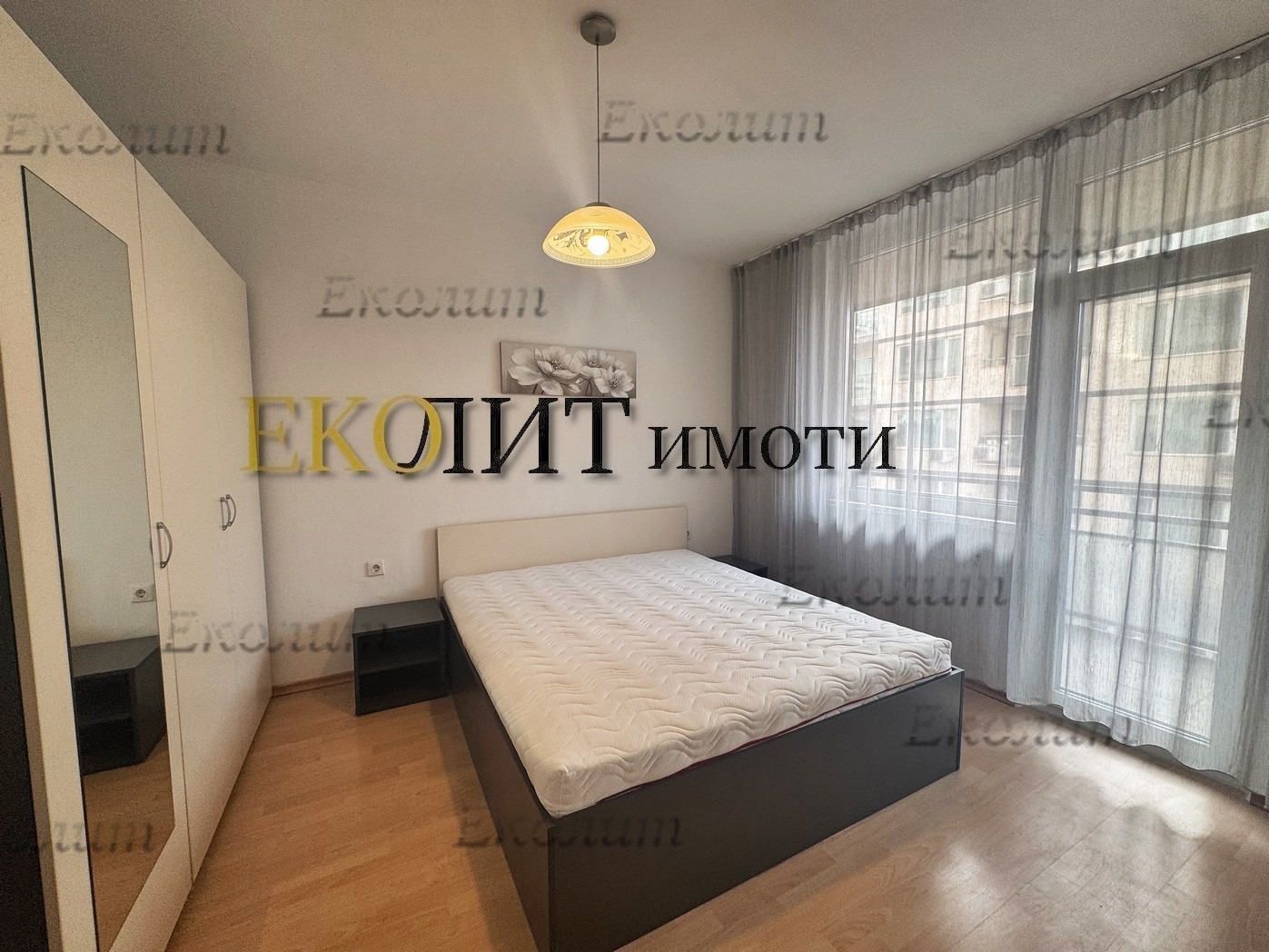 Дава под наем 3-СТАЕН, гр. София, Център, снимка 4 - Апартаменти - 54118871