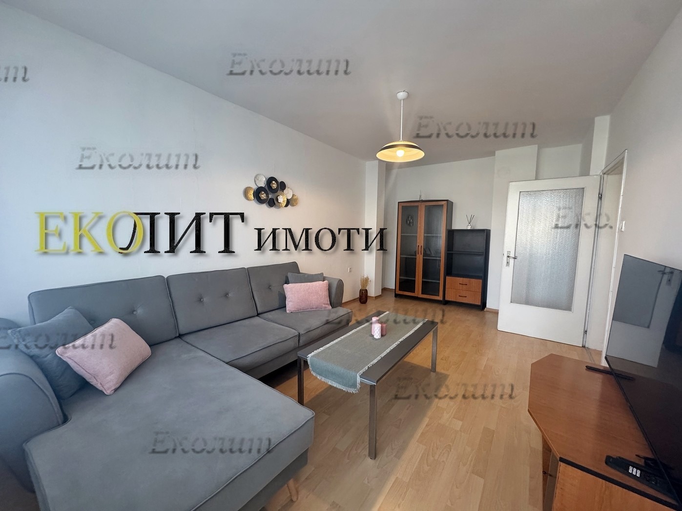 Дава под наем 3-СТАЕН, гр. София, Център