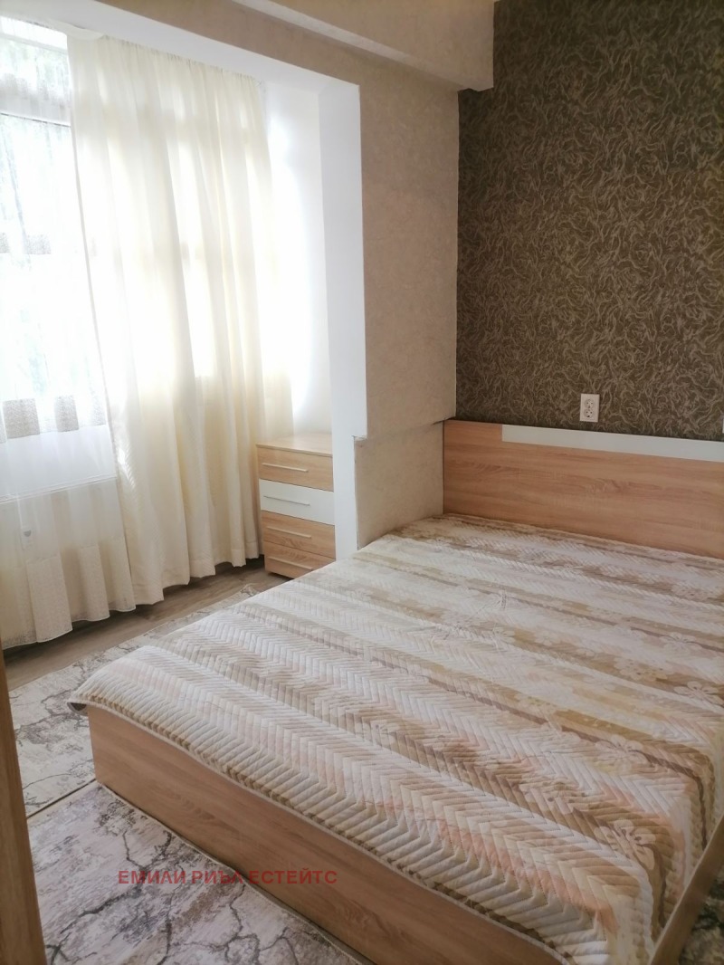 Дава под наем 3-СТАЕН, гр. София, Свобода, снимка 4 - Апартаменти - 53230627