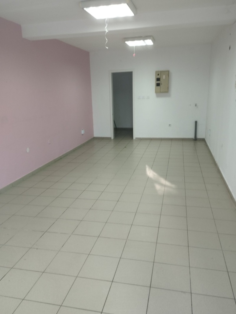 Дава под наем АТЕЛИЕ, ТАВАН, гр. София, Лагера, снимка 3 - Апартаменти - 53122699