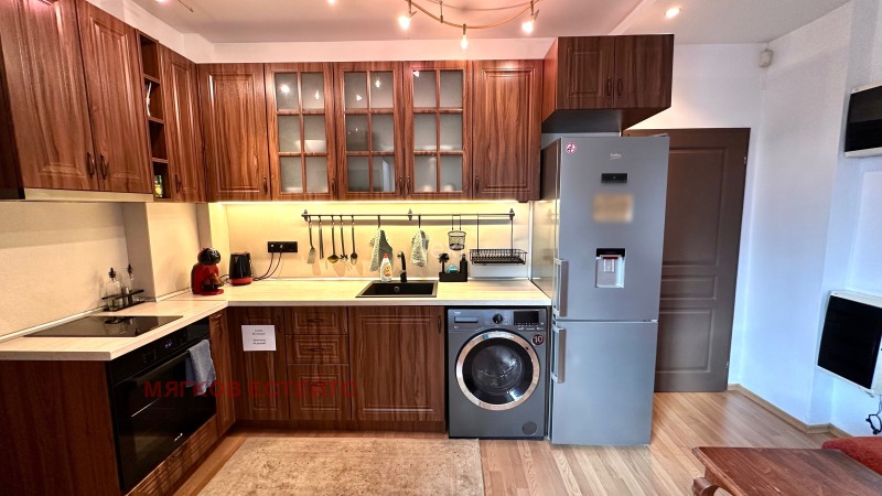Дава под Наем 2-СТАЕН в град София, Център - 67 кв.м / 799 € » 1 562.71 лв., МЯГКОВ ЕСТЕЙТС