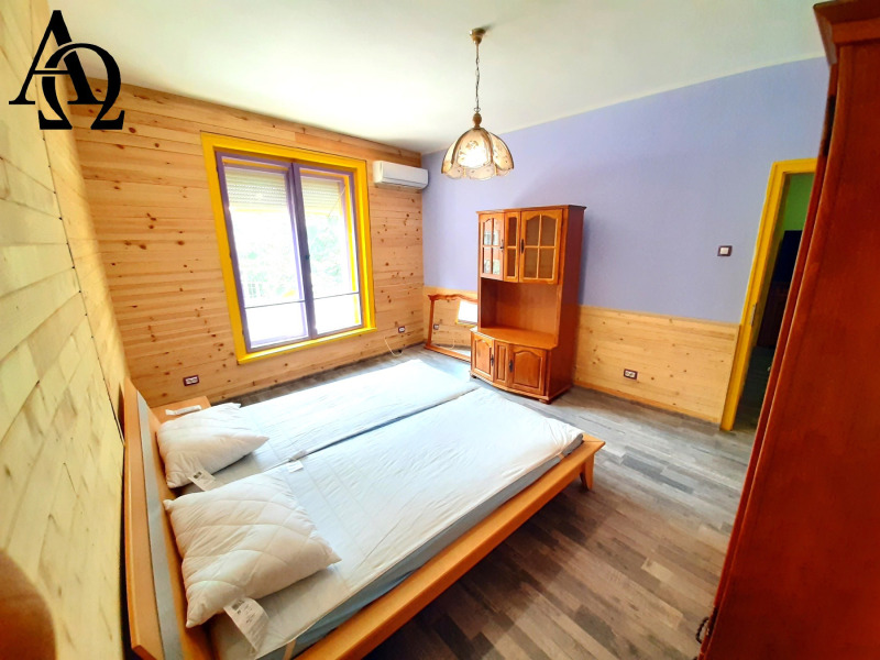 Дава под Наем 3-СТАЕН в град Русе, Център - 95 кв.м / 460.16 € » 900 лв., ИМОТИ АЛФА И ОМЕГА