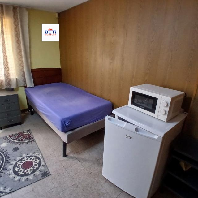 Дава под наем СТАЯ, гр. София, Зона Б-18, снимка 2 - Стаи под наем - 53602505