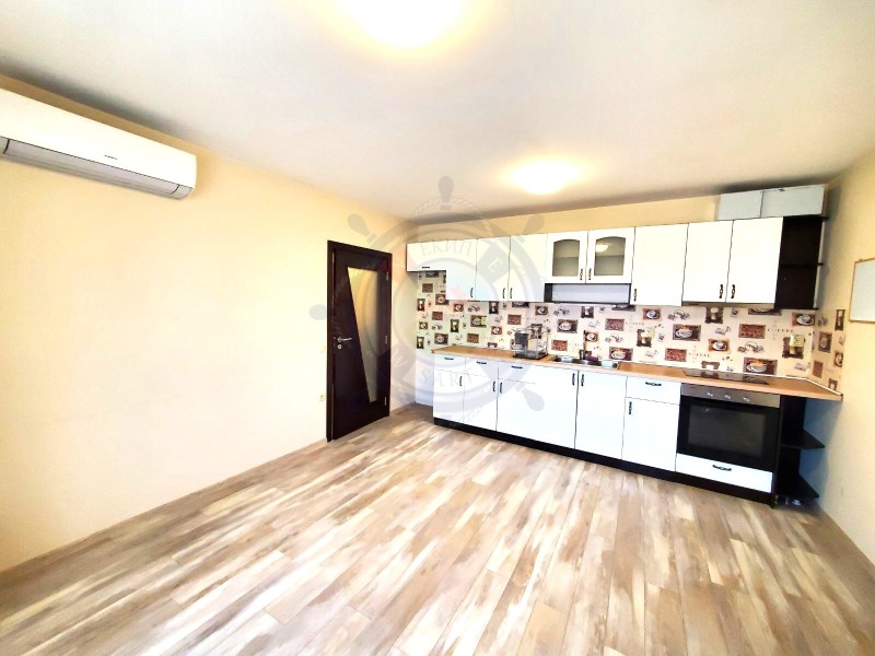 В аренду  2 спальни Варна , Зимно кино Тракия , 80 кв.м | 72745792
