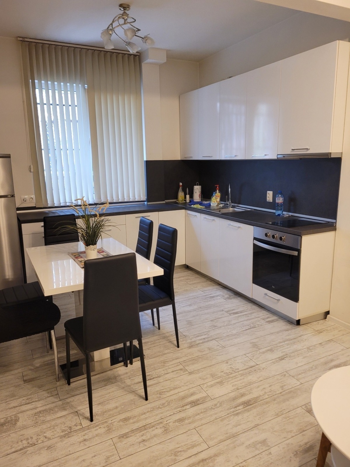 Дава под наем 3-СТАЕН, гр. София, Медицинска академия, снимка 2 - Апартаменти - 54006258