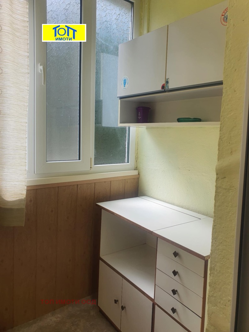 Издаје се  2 спаваће собе Русе , Центар , 85 м2 | 75208800 - слика [11]