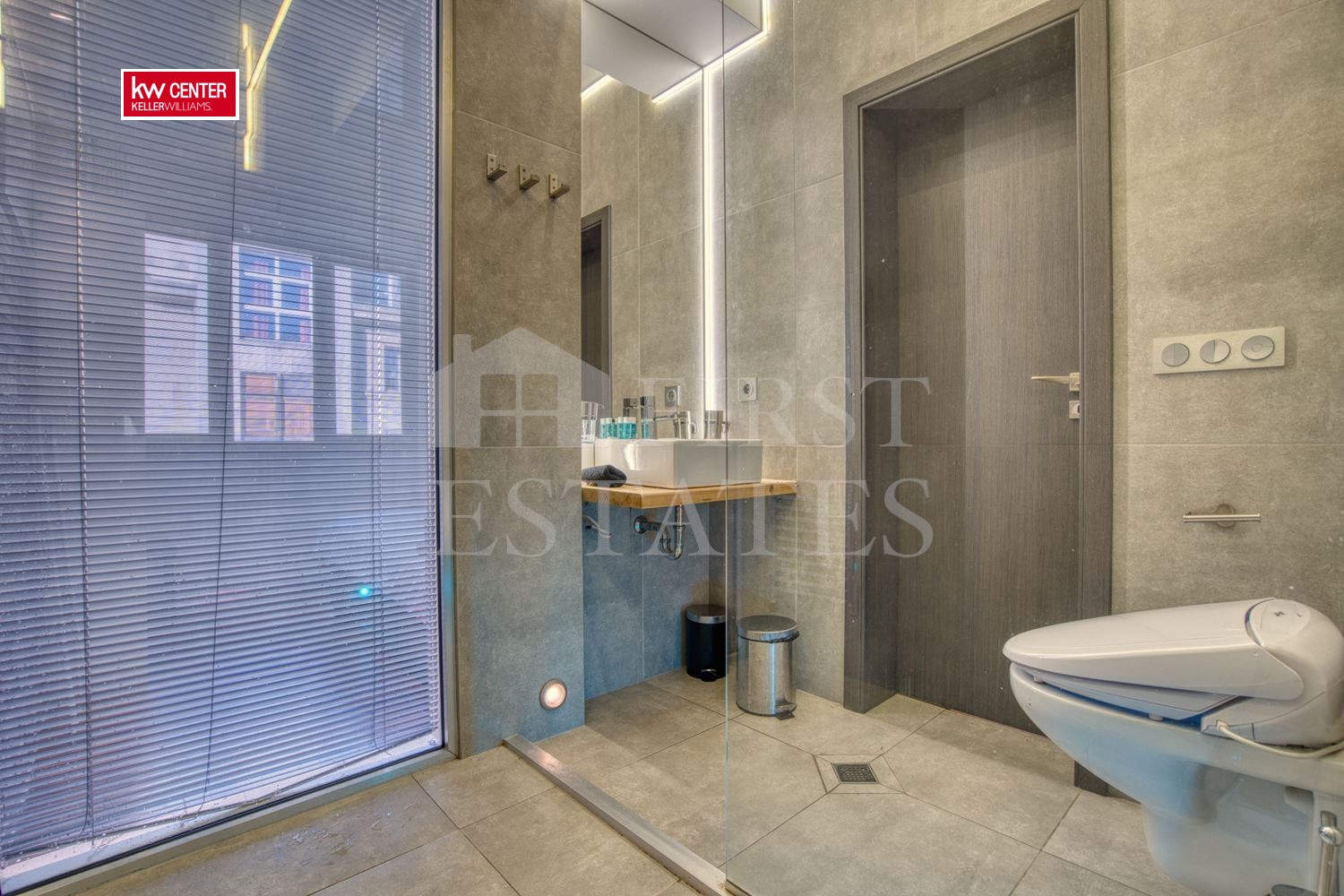 Дава под наем 2-СТАЕН, гр. София, Център, снимка 6 - Апартаменти - 54131589