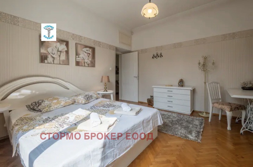 Дава под наем 3-СТАЕН, гр. София, Център, снимка 13 - Апартаменти - 54211659