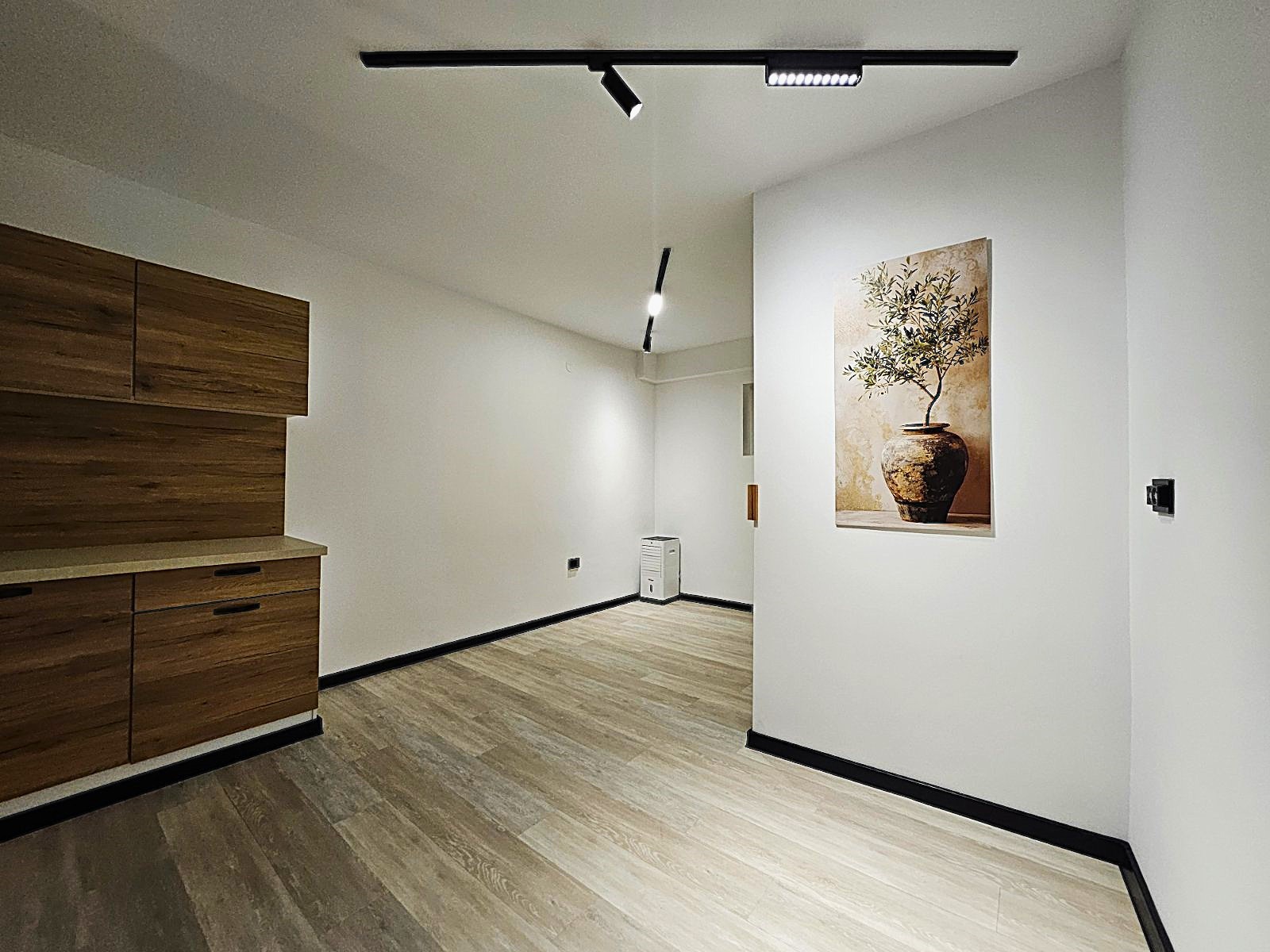 Дава под наем ОФИС, гр. Пловдив, Център, снимка 3 - Офиси - 53488768