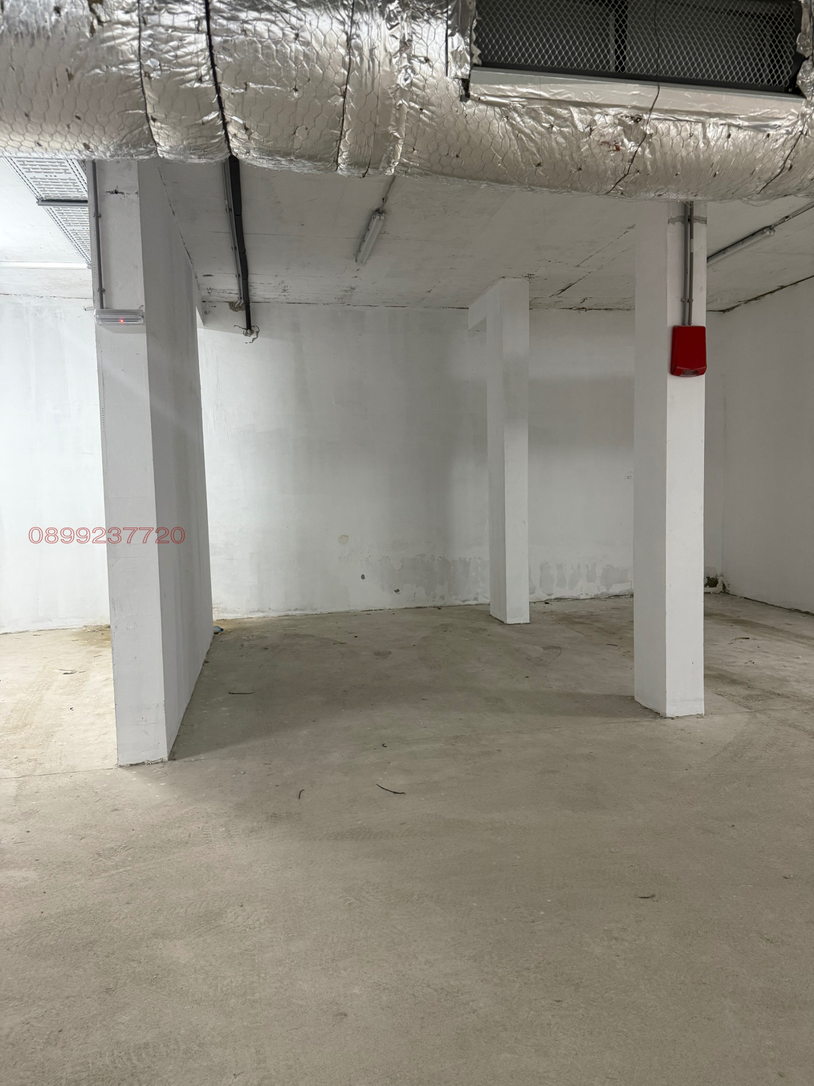 Дава под наем ГАРАЖ, ПАРКОМЯСТО, гр. Варна, Цветен квартал