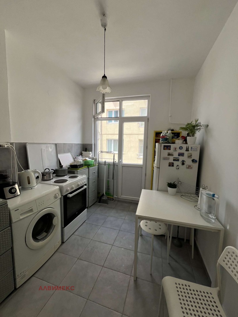 Te huur  1 slaapkamer Sofia , Tsentar , 62 m² | 68348930 - afbeelding [8]