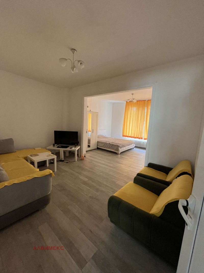 Te huur  1 slaapkamer Sofia , Tsentar , 62 m² | 68348930 - afbeelding [5]