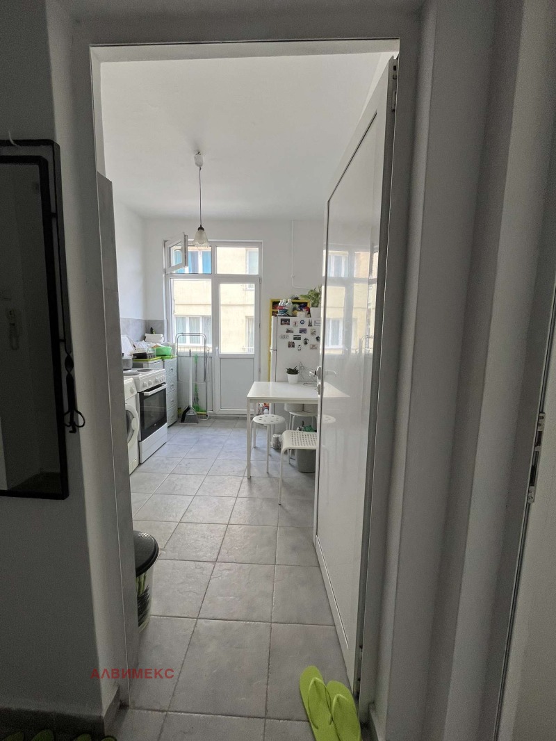 Te huur  1 slaapkamer Sofia , Tsentar , 62 m² | 68348930 - afbeelding [9]