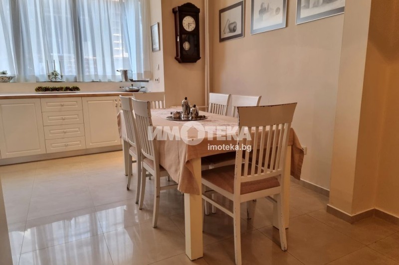 Te huur  2 slaapkamers Sofia , Tsentar , 96 m² | 51702344 - afbeelding [15]