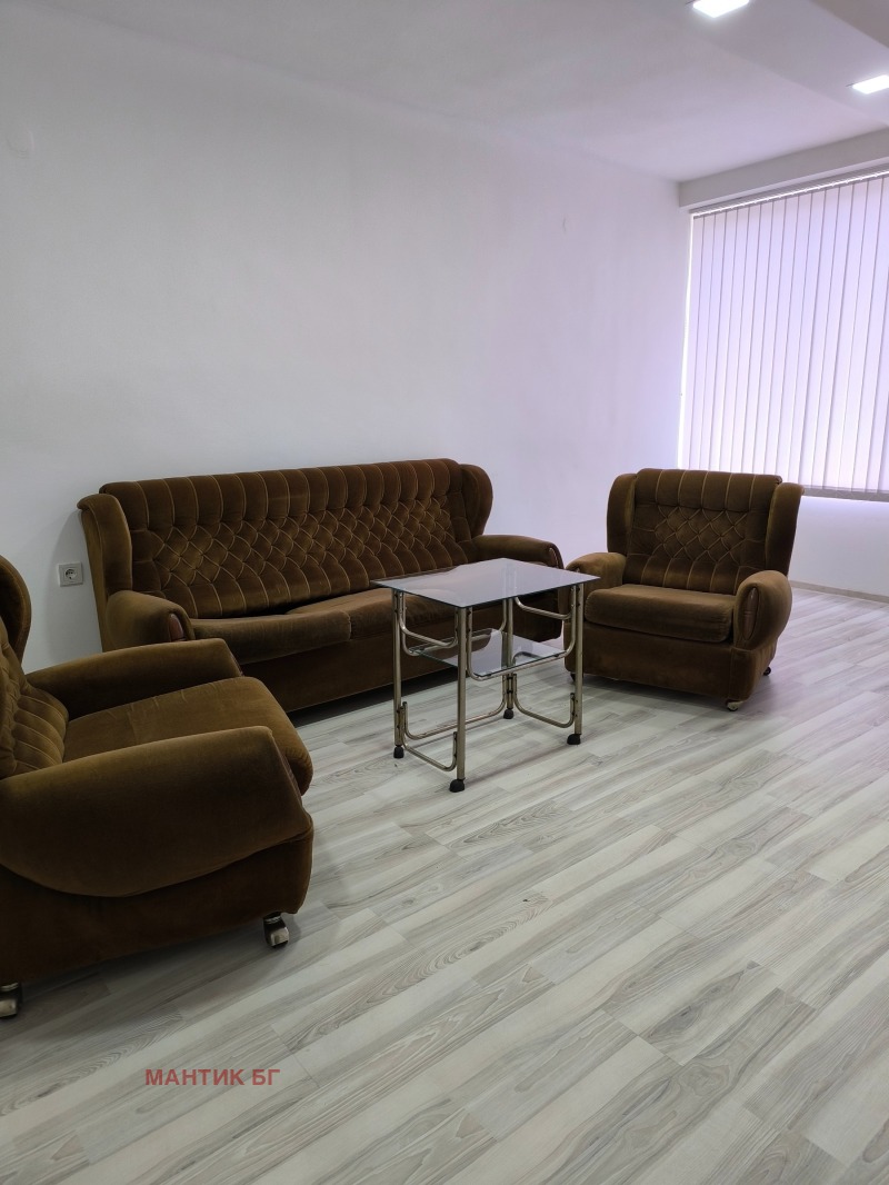 For Rent  2 bedroom Stara Zagora , Tsentar , 70 sq.m | 66015127