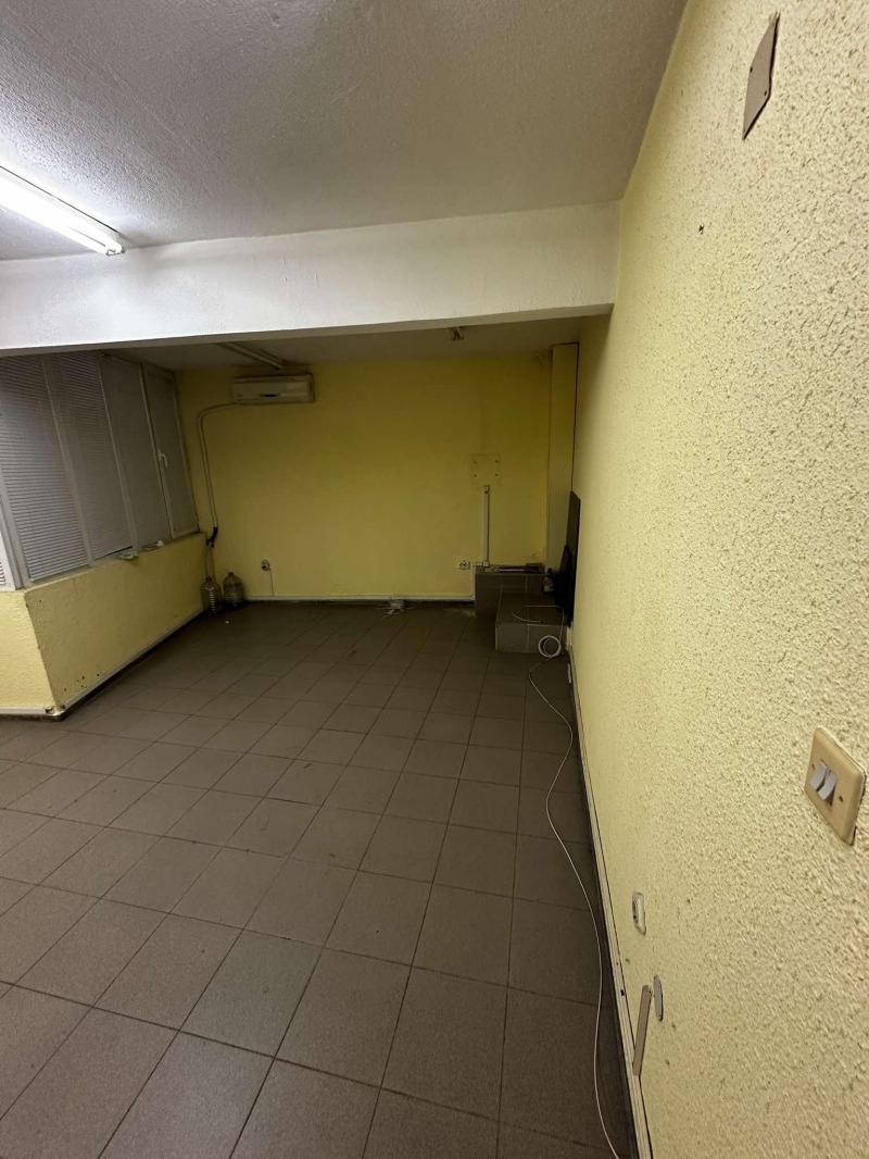 Дава под наем ОФИС, гр. Варна, Център, снимка 2 - Офиси - 52837042