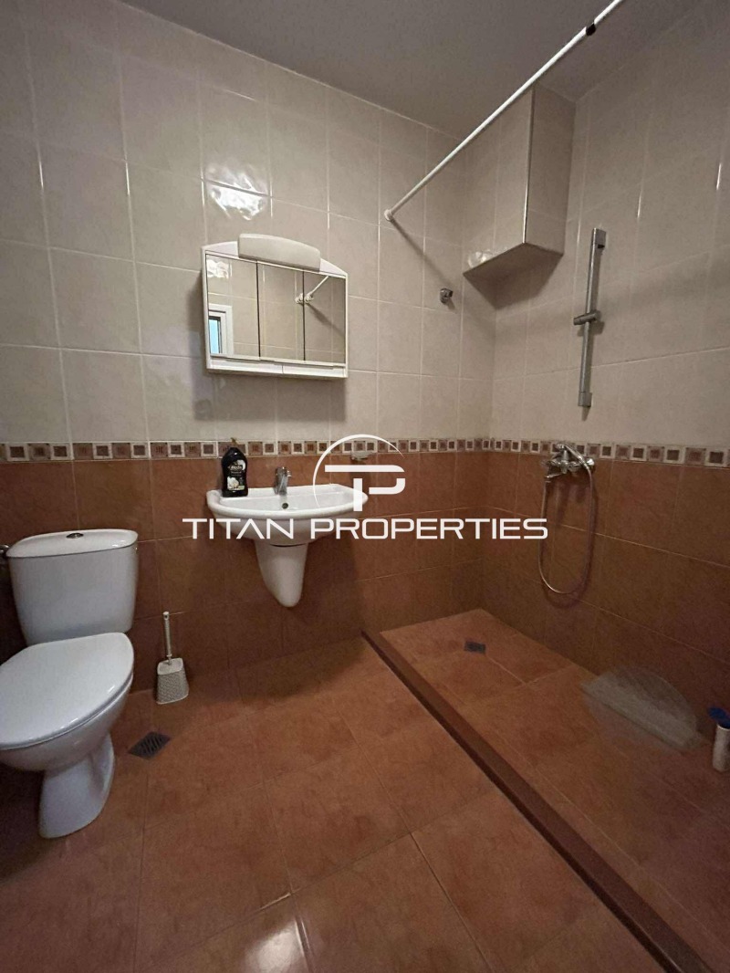 K pronájmu  1 ložnice Varna , Centar , 70 m2 | 21525367 - obraz [8]