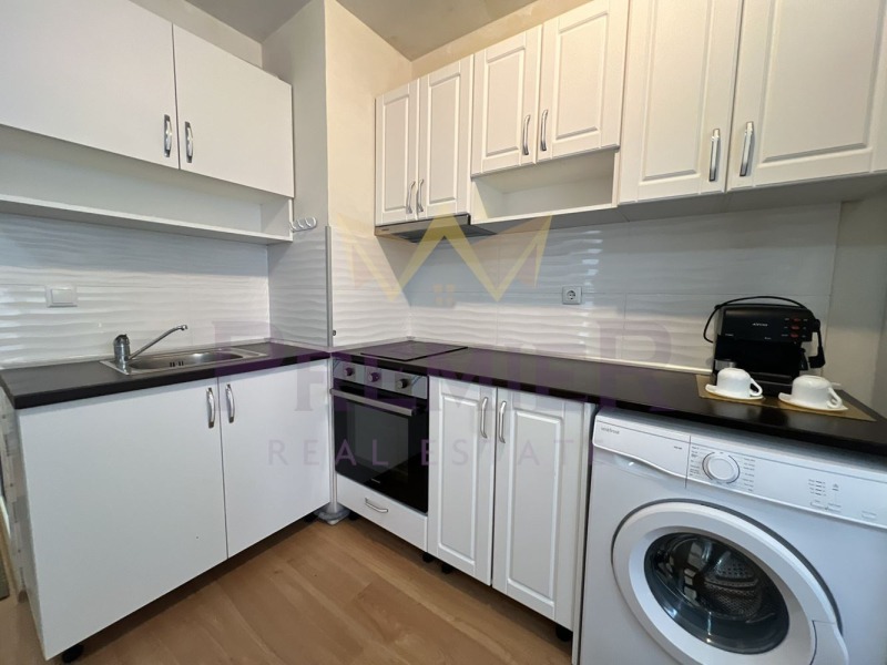 Дава под наем 2-СТАЕН, гр. Варна, Левски 1