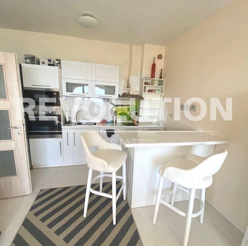 Para alugar  2 quartos Varna , m-t Alen mak , 137 m² | 51567890