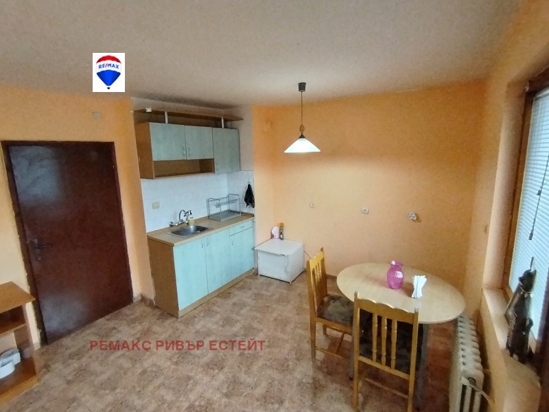 För uthyrning  Attic Ruse , Hasjove , 33 kvm | 29708130 - bild [3]