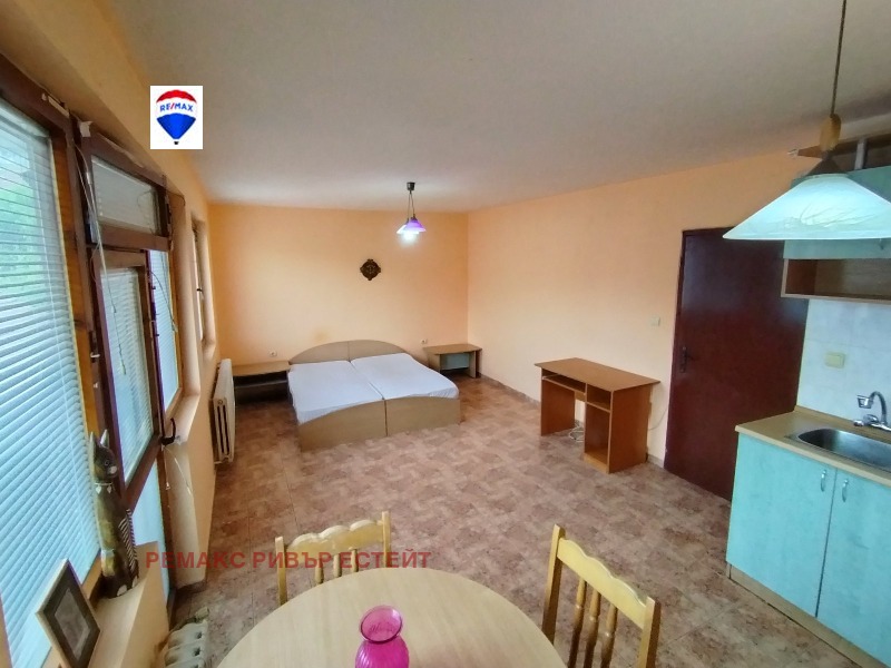 För uthyrning  Attic Ruse , Hasjove , 33 kvm | 29708130