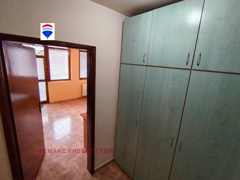För uthyrning  Attic Ruse , Hasjove , 33 kvm | 29708130 - bild [4]
