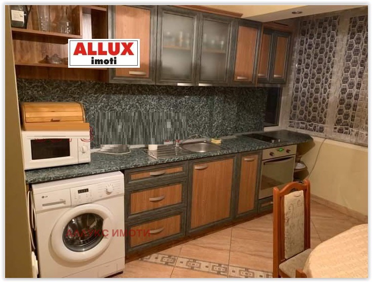 A louer  1 chambre Rouse , Tsentar , 75 m² | 13186789