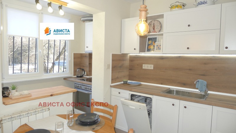 Дава под наем 2-СТАЕН, гр. София, Лозенец, снимка 5 - Апартаменти - 53074599