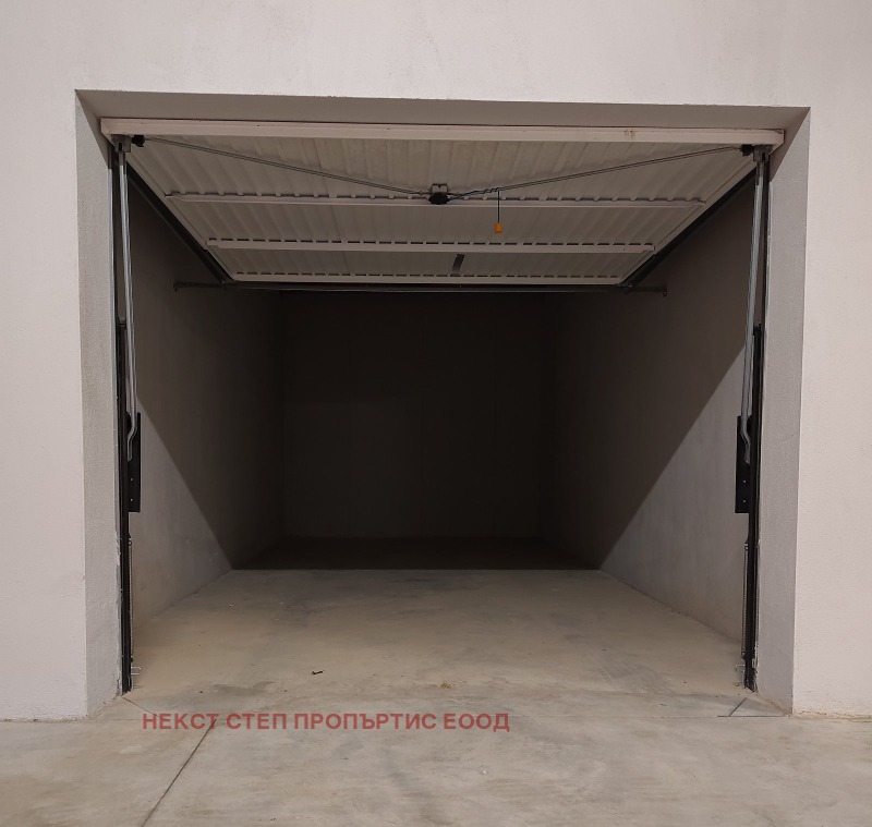 Zu vermieten  Garage Sofia , Manastirski liwadi , 24 qm | 14957067