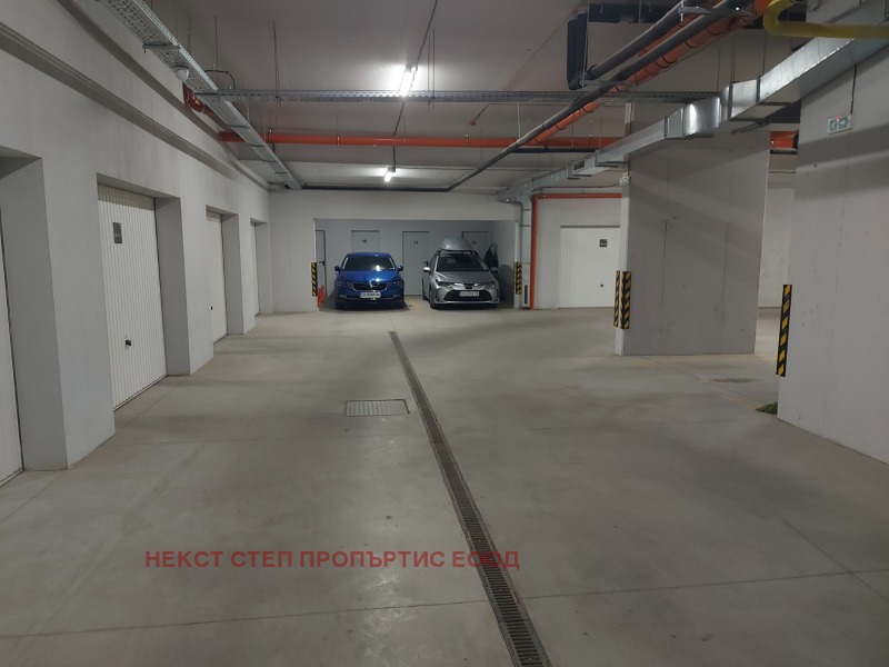 Zu vermieten  Garage Sofia , Manastirski liwadi , 24 qm | 14957067 - Bild [4]