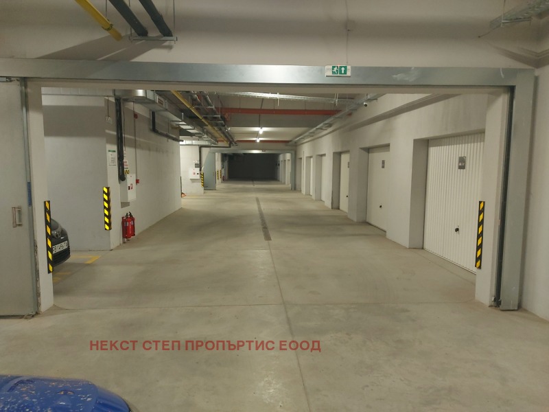 Zu vermieten  Garage Sofia , Manastirski liwadi , 24 qm | 14957067 - Bild [3]