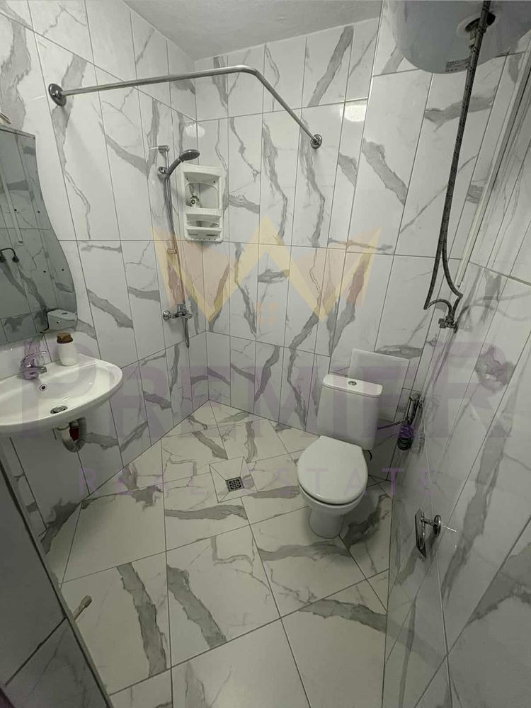 Дава под наем 2-СТАЕН, гр. Варна, Център, снимка 6 - Апартаменти - 52729323