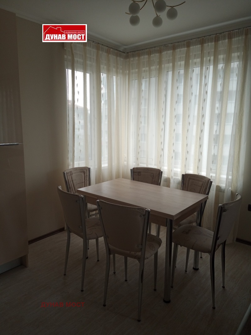 Zu vermieten  2 Schlafzimmer Ruse , Wazraschdane , 100 qm | 24369209 - Bild [5]