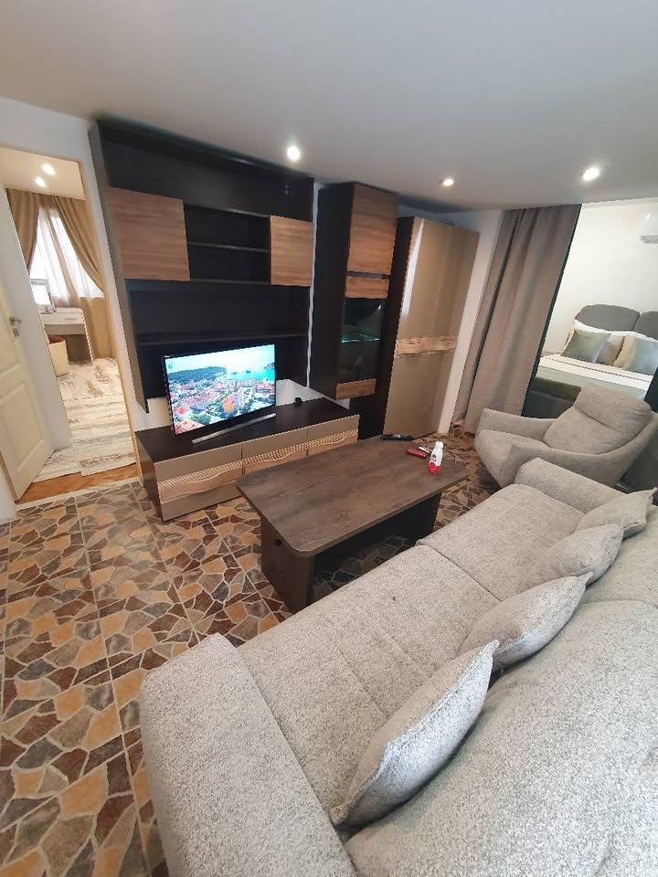 Para alugar  Andar da casa Varna , Centar , 85 m² | 19457383