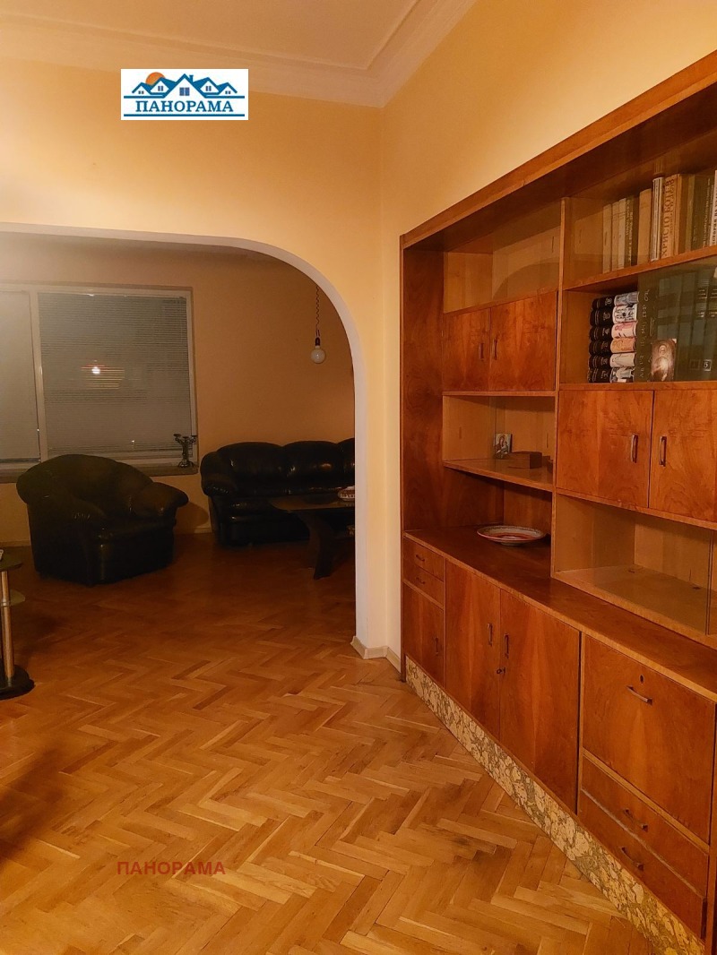 Дава под наем 3-СТАЕН, гр. Пловдив, Център, снимка 4 - Апартаменти - 53122162