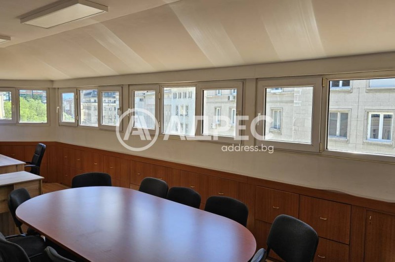 Издаје се  Канцеларија Софија , Центар , 98 м2 | 23906990 - слика [2]