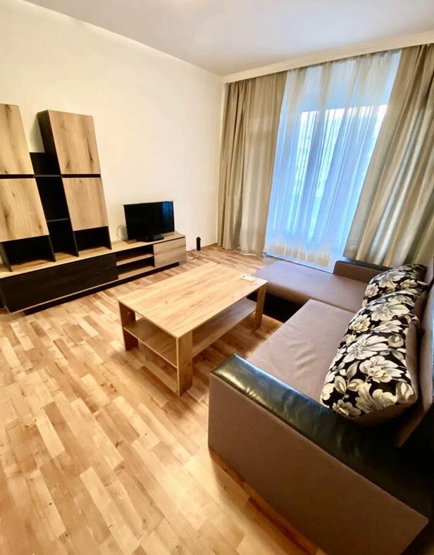 For Rent  1 bedroom Plovdiv , Kamenitsa 2 , 70 sq.m | 62843981