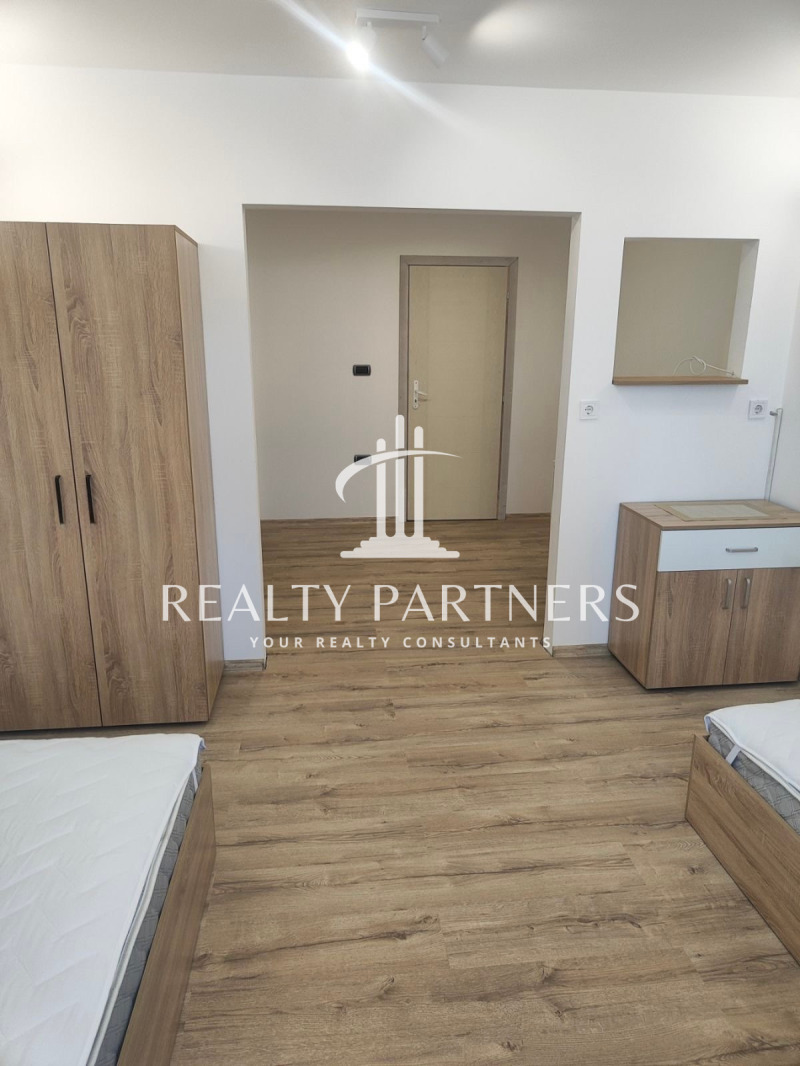 K pronájmu  1 ložnice Pernik , Mošino , 38 m2 | 63796440 - obraz [2]