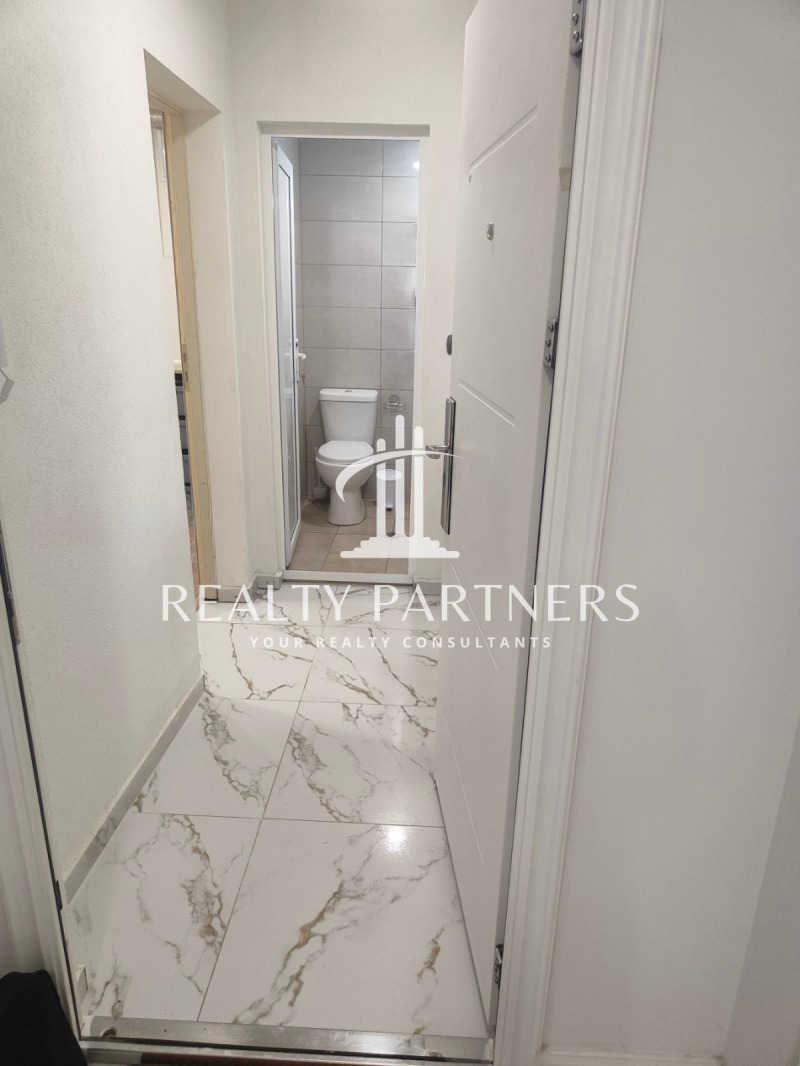 K pronájmu  1 ložnice Pernik , Mošino , 38 m2 | 63796440 - obraz [3]