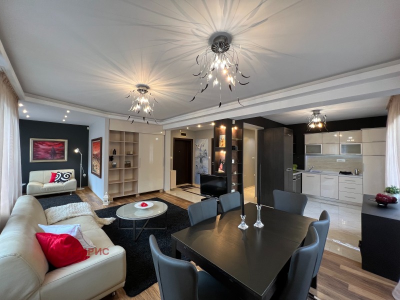 A louer  2 chambres Sofia , Meditsinska akademiya , 120 m² | 76585342