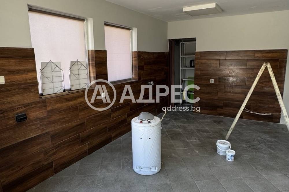 Дава под наем МАГАЗИН, гр. Севлиево, област Габрово, снимка 2 - Магазини - 54966071