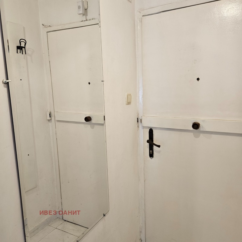 Издаје се  1 спаваћа соба Софија , Редута , 62 м2 | 84353949 - слика [11]