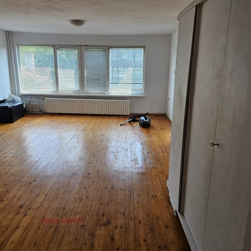 Издаје се  1 спаваћа соба Софија , Редута , 62 м2 | 84353949 - слика [2]