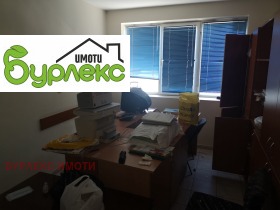 Office Lyatno kino Trakiya, Varna 6